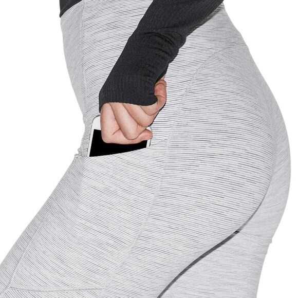 Lululemon Speed Up Crop 21" Wee Are From Space Nimbus Battleship Sz 4 EUC - Picture 3 of 10